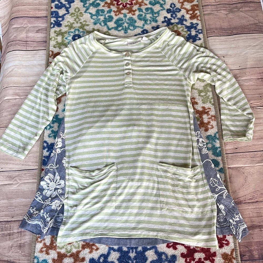 LOGO by Lori Goldstein women’s xxs top
